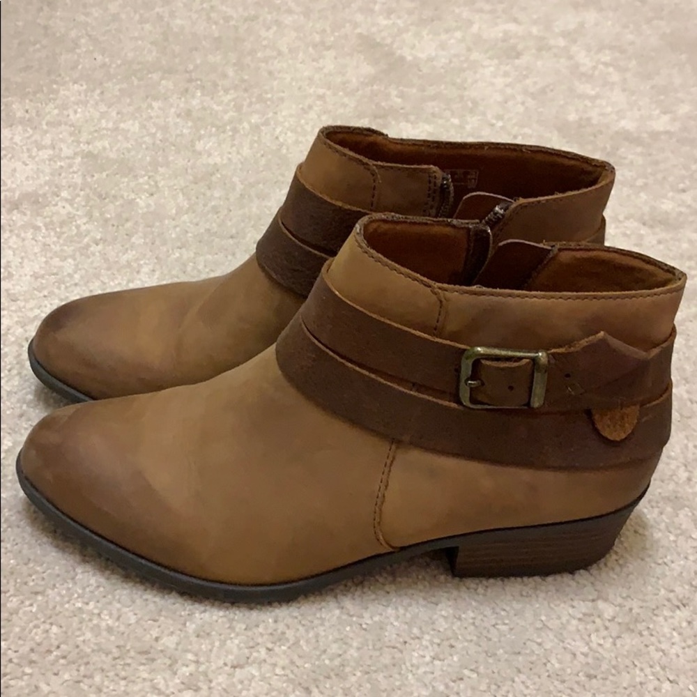 Light Brown Leather Booties